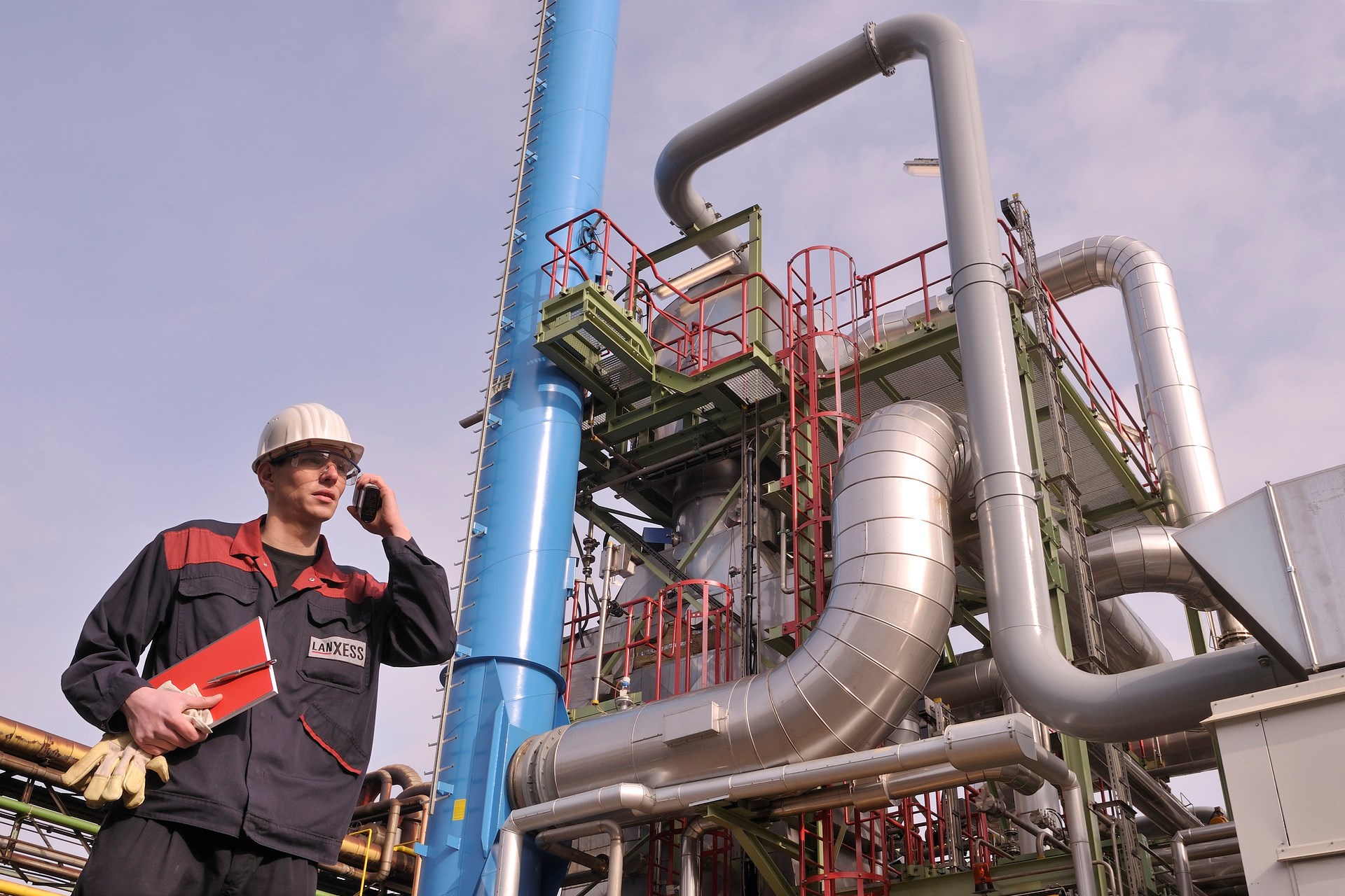 在Krefeld-Uerdingen遗址的第二氮氧化物还原厂，Lanxess是唯一可以在生产过程中排放的气候气体的己二酸制造商。